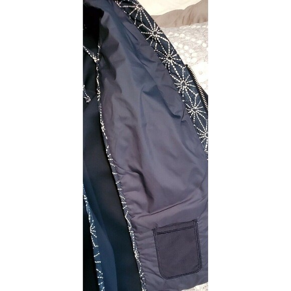 Lululemon Womens Zip Jacket Long Sleeve Pockets Quilted Stitched Front Sz 6 EUC - Picture 5 of 8